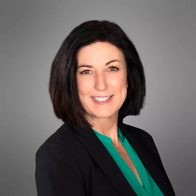 Karen Tejada — Forest Highlands real estate agent, RETSY, Flagstaff and Scottsdale, Arizona